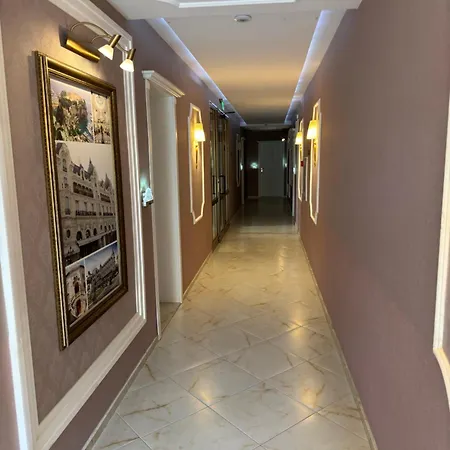 Monte Carlo Private *